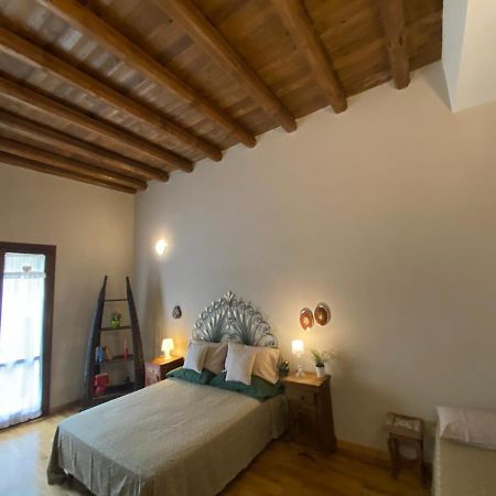 Ferienwohnung Casa Vetriera Palermo Exterior foto